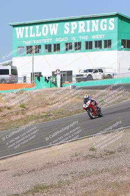 media/Apr-20-2025-AHRMA (Sun) [[393a79c373]]/Race/Group 11 early race/Turn 4b/